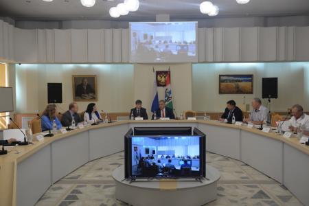 Новосибирские ученые и аграрии при участии КПРФ провели круглый стол о развитии личных подсобных хозяйств и кооперации