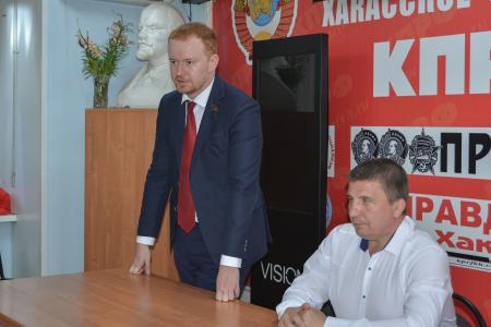 Хакасию с рабочим визитом посетил депутат Государственной Думы Д.А. Парфёнов