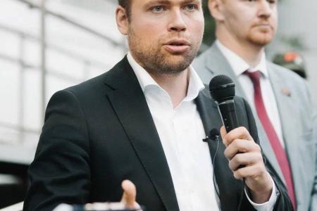 Леонид Зюганов и Денис Парфенов провели встречу в районе Северное Медведково