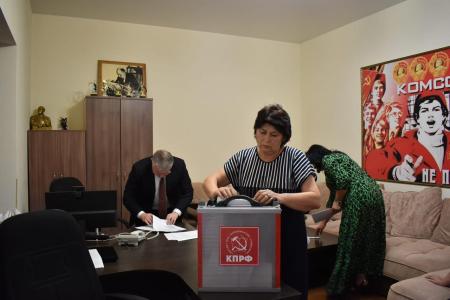 К.К. Тайсаев принял участие во II этапе XXXV конференции Северо-Осетинского республиканского отделения КПРФ