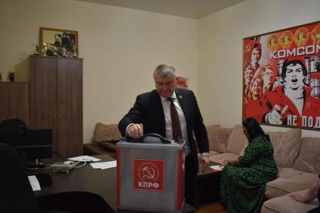 К.К. Тайсаев принял участие во II этапе XXXV конференции Северо-Осетинского республиканского отделения КПРФ