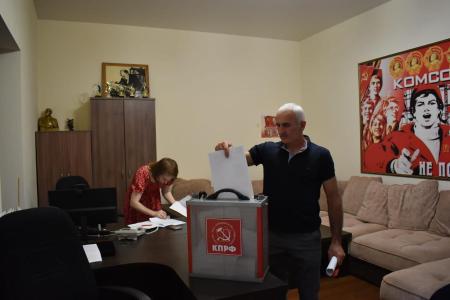 К.К. Тайсаев принял участие во II этапе XXXV конференции Северо-Осетинского республиканского отделения КПРФ