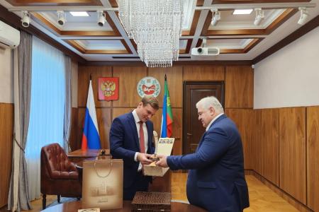 Продолжается рабочая поездка К.К. Тайсаева в Хакасию