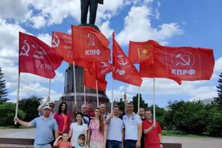Коммунисты Калининграда провели мероприятие, посвящённое 77-ой годовщине переименования Кёнигсберга в Калининград