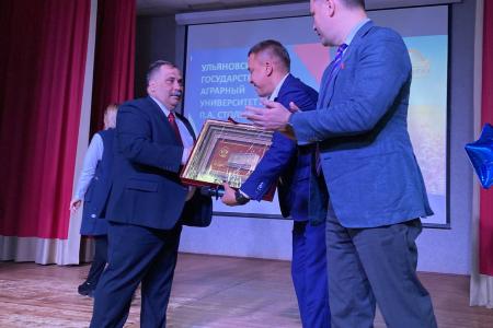 А.М. Гибатдинов поздравил Ульяновскую государственную сельскохозяйственную академию – Ульяновский государственный аграрный университет имени П.А. Столыпина с восьмидесятилетием