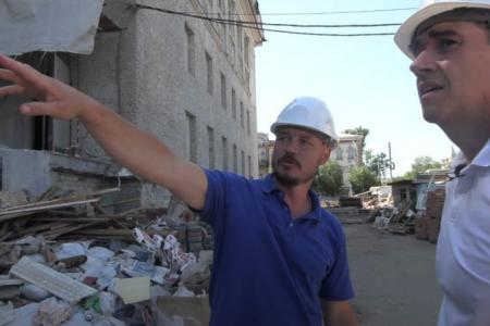 Балета не будет. Саратовских долгостроев стало больше