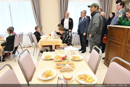 Г.А. Зюганов выступил на открытии детского военно-спортивного лагеря «Юный патриот»