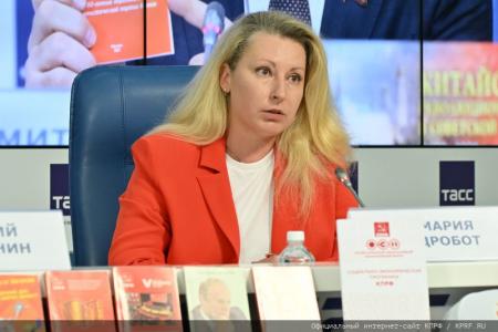 Г.А. Зюганов: "Общество сплачивается на позитивных идеях и конструктивной программе"