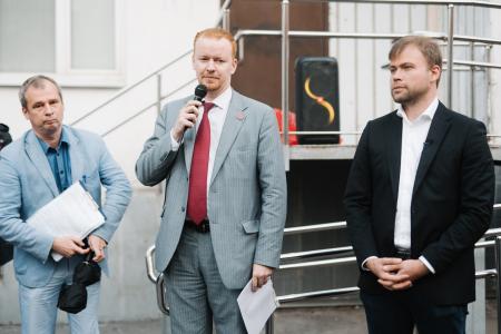 Леонид Зюганов и Денис Парфенов провели встречу в районе Северное Медведково