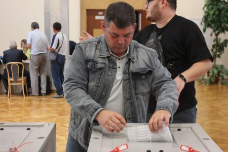 Александр Ющенко и Мария Дробот выступили на XXIX (внеочередной) башкирской республиканской конференции
