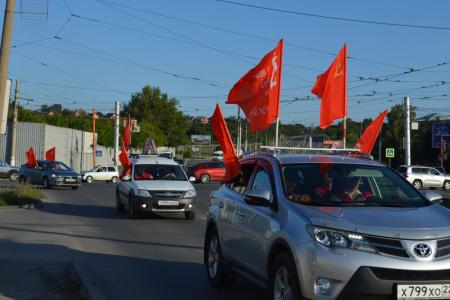Алтайский край. Коммунисты Барнаула присоединились к Всероссийскому патриотическому автопробегу
