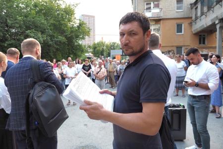 Екатеринбург. Жители Ботанического микрорайона возмущены планами точечной застройки