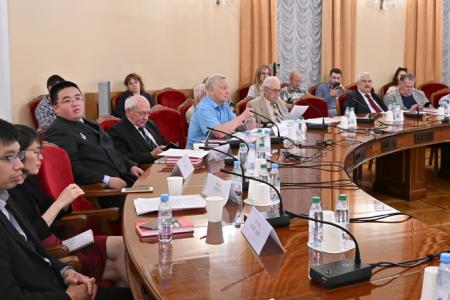 В Москве прошла научная конференция КПРФ и РУСО на тему: «Проявление признаков социализма в глобальных миропроцессах»