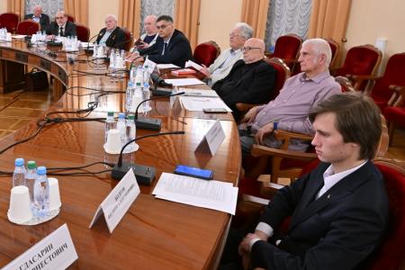 В Москве прошла научная конференция КПРФ и РУСО на тему: «Проявление признаков социализма в глобальных миропроцессах»