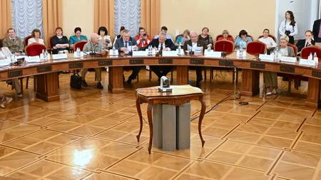 КПРФ в Госдуме провела круглый стол на тему: «Бюджетно-налоговая политика России в период проведения СВО: проблемы и решения»