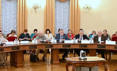 КПРФ в Госдуме провела круглый стол на тему: «Бюджетно-налоговая политика России в период проведения СВО: проблемы и решения»