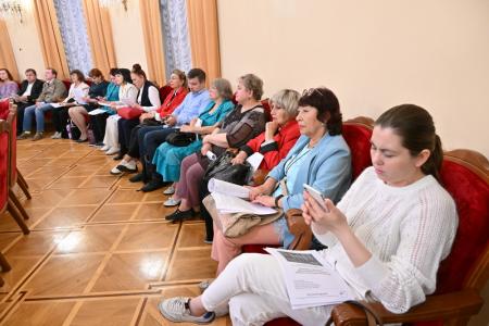КПРФ в Госдуме провела круглый стол на тему: «Бюджетно-налоговая политика России в период проведения СВО: проблемы и решения»