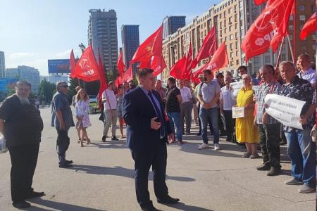 В Новосибирске «порвали» повышение пенсионного возраста