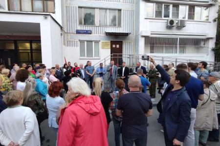 Леонид Зюганов и Денис Парфенов провели встречу в районе Северное Медведково