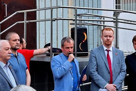 Леонид Зюганов и Денис Парфенов провели встречу в районе Северное Медведково