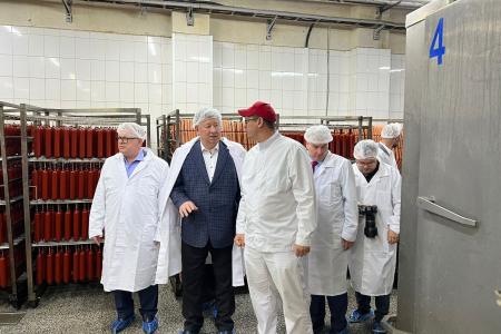В.И.Кашин посетил с рабочим визитом ЗАО «Лыткаринский мясоперерабатывающий завод» в Московской области