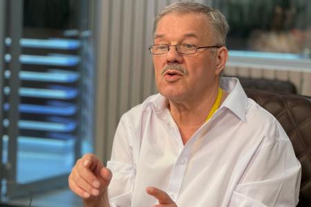 Юрий Афонин на радио «Комсомольская правда»: Можно и нужно повысить зарплаты, сделать минимальную пенсию 25 тысяч, а стипендию – 18 тысяч рублей