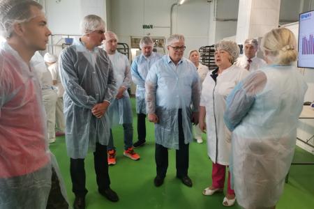 Кандидат в Губернаторы Московской области от КПРФ Александр Наумов посетил предприятие «Калининградхлеб» в городе Королёв