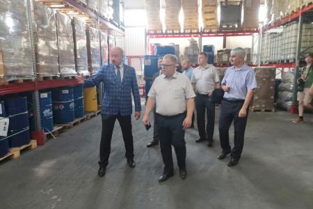 Кандидат в Губернаторы Московской области от КПРФ Александр Наумов посетил предприятие АО «Автохимпроект» в городе Химки