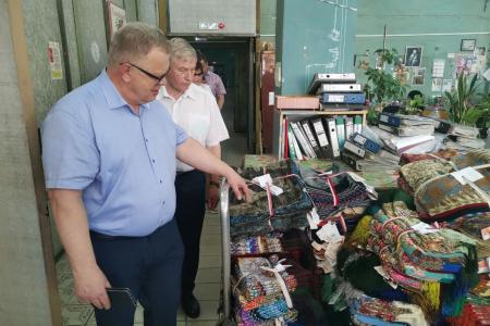 Московская область. Александр Наумов посетил Павловопосадскую платочную мануфактуру