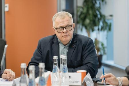 Прошла рабочая встреча кандидата на должность Губернатора Московской области от КПРФ Александра Наумова со Штабом общественного наблюдения за выборами