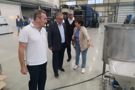 Кандидат на должность Губернатора Московской области от КПРФ Александр Наумов посетил предприятие «АНТЕС»