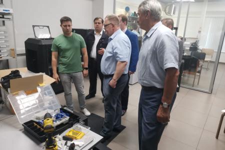 Московская область. Депутат-коммунист Александр Наумов посетил «Русскую кабельную компанию» в г.о. Подольск