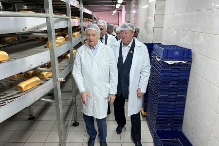 Заместитель Председателя ЦК КПРФ, Председатель Комитета Госдумы по аграрным вопросам В.И. Кашин посетил ЗАО «Щёлковохлеб»