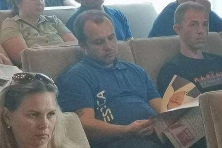 Кандидат в Губернаторы Московской области от КПРФ Александр Наумов посетил мебельное предприятие  «Эстетика» в городе Шатура