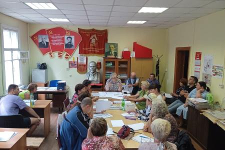 Подмосковные коммунисты: ЗА народного кандидата на пост Губернатора Московской области от КПРФ – Александра Наумова!