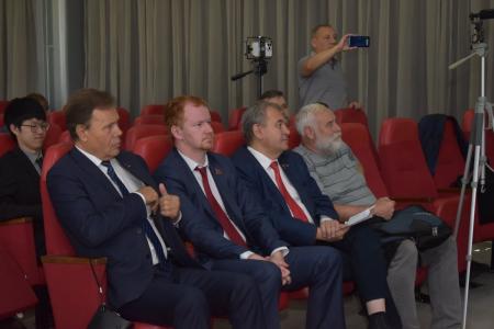 При участии КПРФ в Иркутске прошла конференция на тему: «Экономика России в геополитических и научно-технических реалиях»