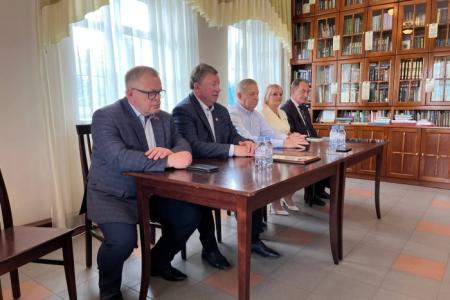 Заместитель Председателя ЦК КПРФ, Председатель Комитета Госдумы по аграрным вопросам В.И. Кашин посетил ЗАО «Щёлковохлеб»