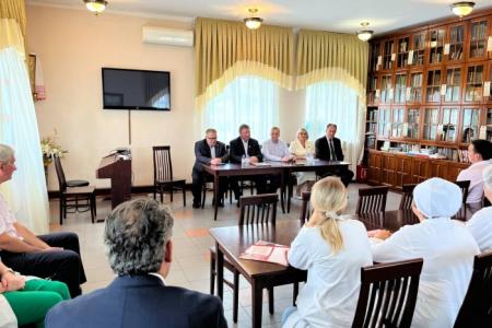 Заместитель Председателя ЦК КПРФ, Председатель Комитета Госдумы по аграрным вопросам В.И. Кашин посетил ЗАО «Щёлковохлеб»