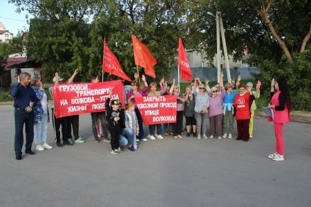 Калуга. Произошла трагедия, а вопрос безопасности дорожного движения не решается!