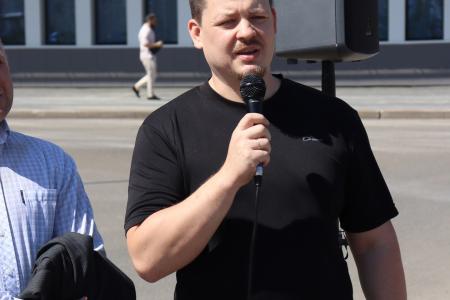 Денис Парфенов: Чиновники пытались прогнать нас трактором