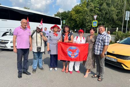 Патриотический авто-мотопробег в Москве в поддержку промышленности и новой индустриализации
