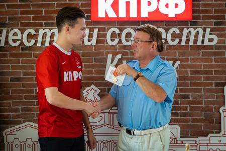 Курская область. Футбол под знамёнами КПРФ