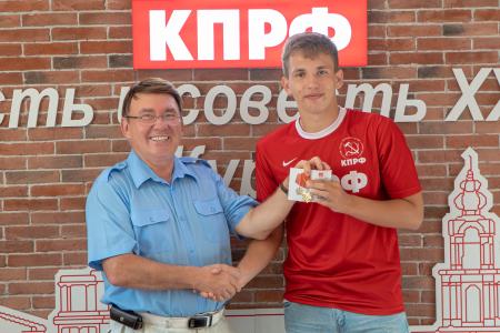 Курская область. Футбол под знамёнами КПРФ