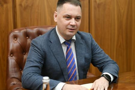 Глава Хакасии Валентин Коновалов встретился с зампредом Комитета Госдумы по земельным и имущественным отношениям Алексеем Корниенко