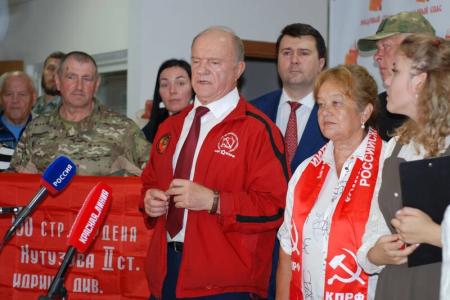 Г.А. Зюганов принял участие в праздновании Медового Спаса в г.Конаково Тверской области