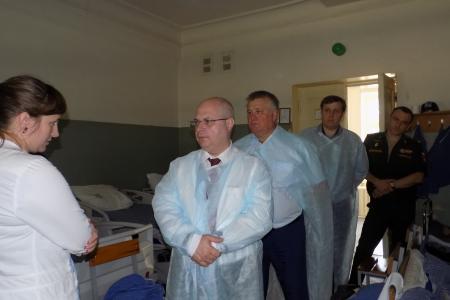 Депутаты-коммунисты подключились к решению проблемных вопросов Воронежского военного госпиталя