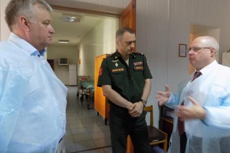 Депутаты-коммунисты подключились к решению проблемных вопросов Воронежского военного госпиталя