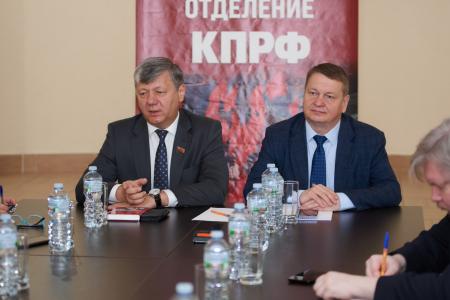 Дмитрий Новиков: КПРФ намерена определиться с кандидатом на выборы президента России к декабрю
