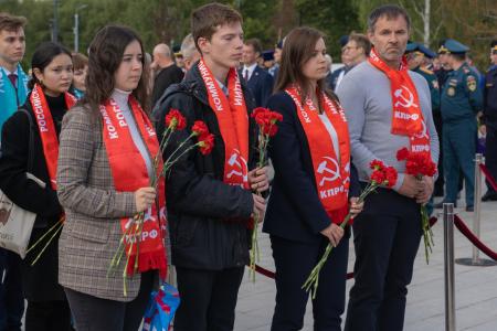 Коммунисты Перми почтили память героев Курской битвы