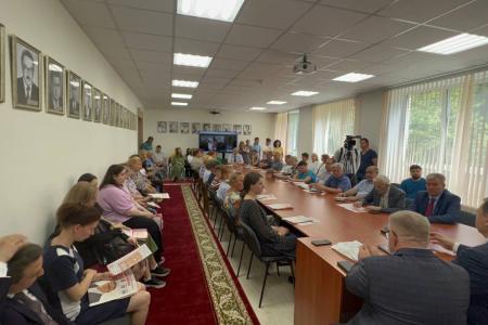 В.И.Кашин посетил с рабочим визитом ФГБНУ «ФИЦ картофеля имени А.Г.Лорха» в Московской области